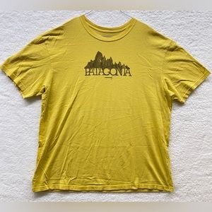 Patagonia T-shirt Mens XL Yellow Short Sleeve Mountain Outdoor View